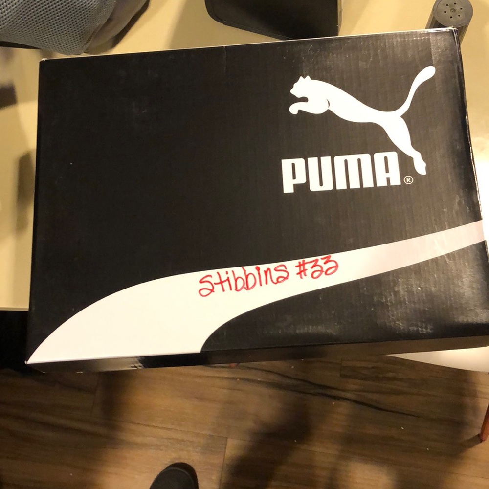 Brand new puma men’s shoes.